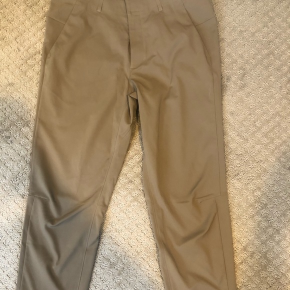 Lululemon pants - Picture 2 of 4